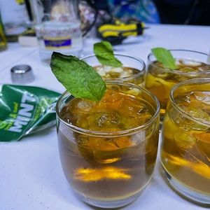 Meet your Posher, Taneesha